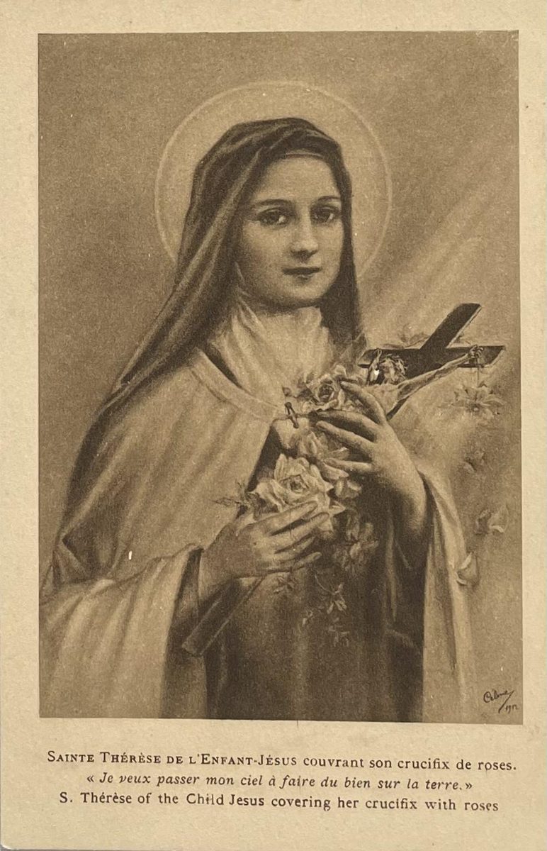 Sainte Therese de L'Enfant-Jésus- crucifix de roses