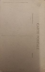 Fotografía de los escombros de una estructura tras un bombardeo Zeppelin en Francia — back