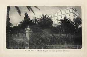Hotel royal y su gran parque